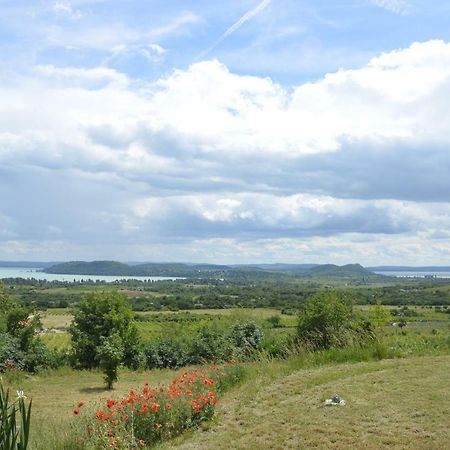 Villa Vita Balatonfured Luaran gambar